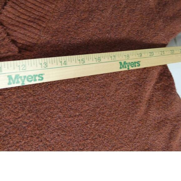 A.N.A. Women's Medium V-Neck Sweater Long Sleeves Side Slits Stretchy - Picture 7 of 7